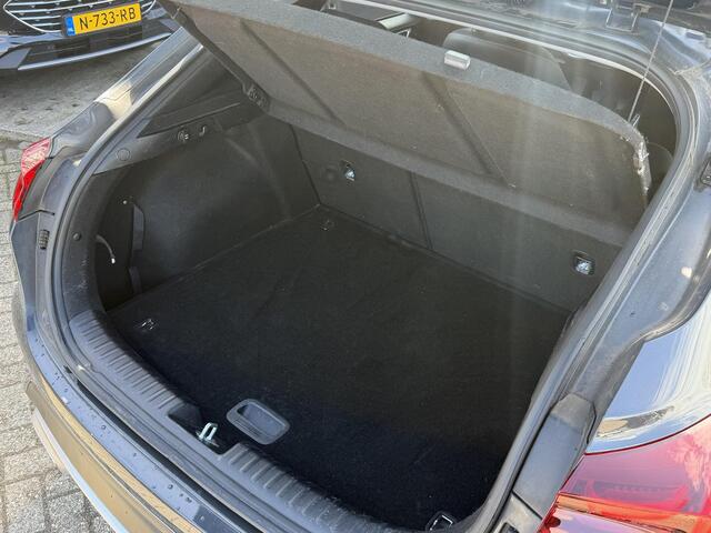 KIA Xceed 1.0 T-GDi DynamicLine - Navigatie - Climate Control - 18" Lichtmetalen velgen