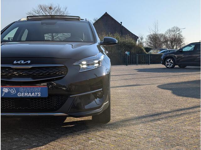 KIA Xceed 1.6 GDi PHEV ExecutiveLine | 10 jaar garantie, Schuifdak, Stoel ventilatie, Elektr. stoel, Dodehoekherkenning, Elekr. achterklep, 18 inch velgen, 1e eigenaar, dealer onderhouden!