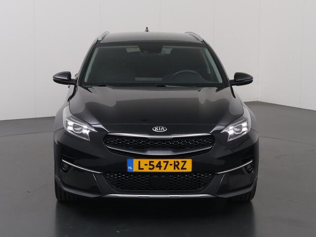 KIA Xceed 1.0 T-GDi DynamicPlusLine | Navigatiesysteem | Stoel/Stuurwielverwarming | Parkeercamera | Climate control | Apple/Android CarPlay |