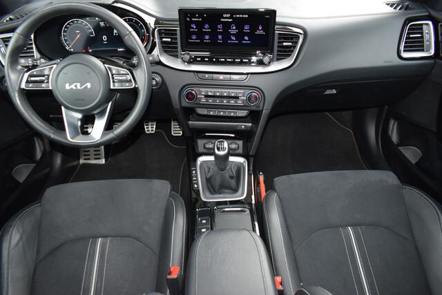KIA Xceed 1.0 T-GDi Black Edition | Schuif-Kanteldak | Stoel & Stuurverwarming | JBL Audio | Elektrische Achterklep |