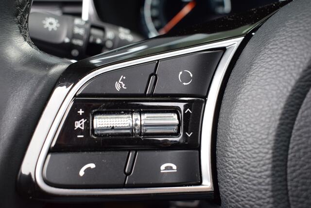 KIA Xceed 1.0 T-GDi Black Edition | Schuif-Kanteldak | Stoel & Stuurverwarming | JBL Audio | Elektrische Achterklep |