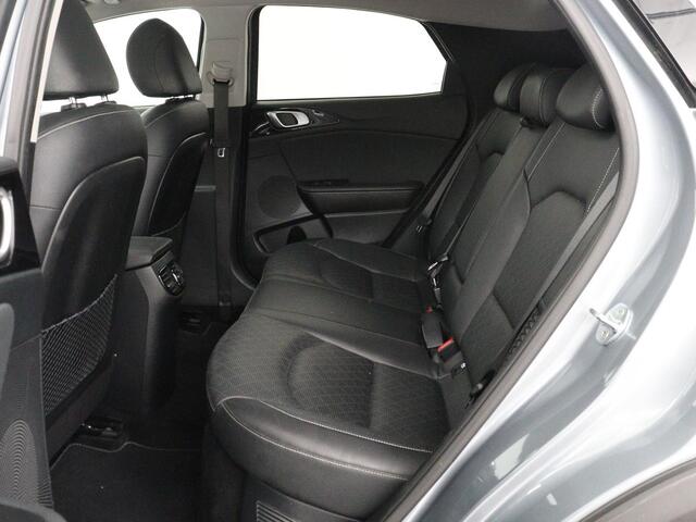 KIA Xceed 1.6 GDi PHEV ExecutiveLine | Panoramadak | Stoelventilatie | Leder | Adaptive cruise | Camera | Achterbankverwarming | Memory | Side Assist | Navigatie | Keyless | Full LED | Stoelverwarming | Plug In