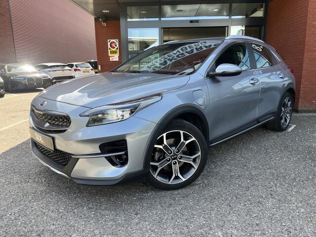 KIA Xceed 1.6 GDi PHEV DynamicPlusLine // KEYLESS // HALF LEDER // CAMERA+SENSOREN // STUUR+STOELVERARMING // NAVI+CARPLAY //