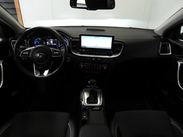 KIA Xceed 1.6 GDi PHEV Plug-In DynamicLine NAVI/CAMERA/LED/17"LMV!