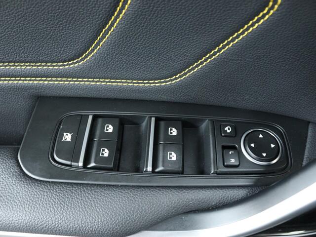 KIA Xceed 1.5 T-GDI MHEV DynamicPlusLine Style Pack Elektrisch glazen schuif-/kanteldak Onderweg-naar-dealer