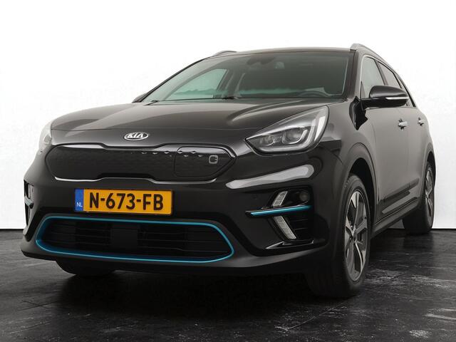 KIA e-Niro 64kWh DynamicPlusLine - Navigatie - Camera - Elektr. schuifdak - Stoel- en stuurverwarming - Fabrieksgarantie tot 10-2028