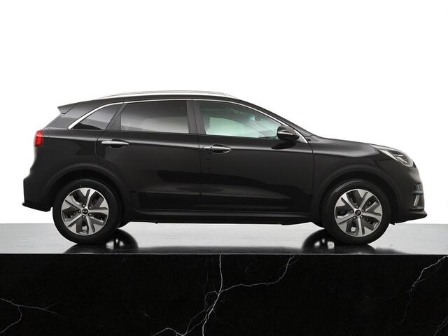 KIA e-Niro 64kWh DynamicPlusLine - Navigatie - Camera - Elektr. schuifdak - Stoel- en stuurverwarming - Fabrieksgarantie tot 10-2028