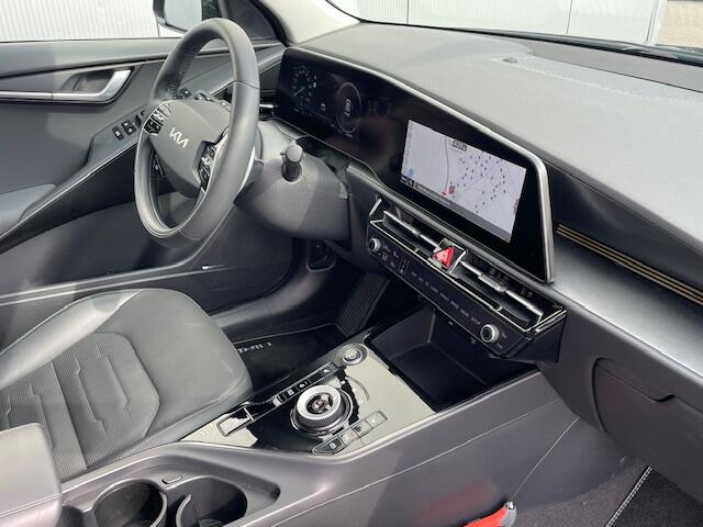 KIA e-Niro EV DynamicPlusLine 64.8 kWh Navigatie, Leder, Schuifdak, LED, Adaptive Cruise Control, Stoel/Stuurverwarming