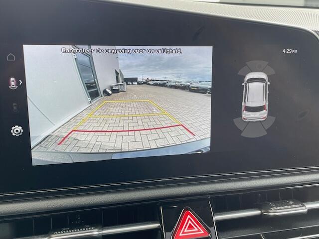 KIA e-Niro EV DynamicPlusLine 64.8 kWh Navigatie, Leder, Schuifdak, LED, Adaptive Cruise Control, Stoel/Stuurverwarming