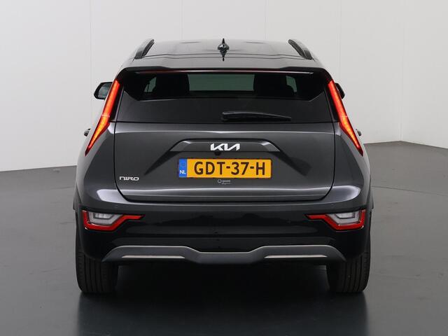 KIA e-Niro EV Edition Advanced 64.8 kWh | Navigatie | Parkeercamera | Stoelverwarming | Keyless Go |