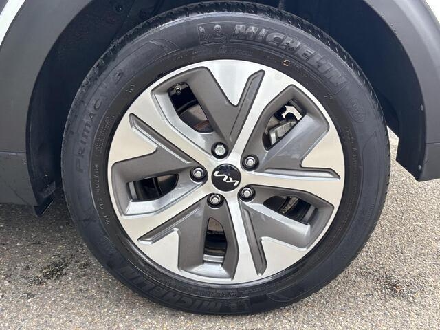 KIA e-Niro Edition 64 kWh SOH 100% | recent onderhoud bij Kia gehad | Rijklaar + 12 mnd BOVAG garantie |