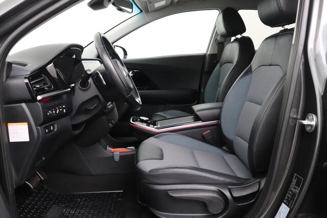 KIA e-Niro DynamicPlusLine 64 kWh 3-Fase Half-Leder JBL-Sound Stuur+Stoelverw.