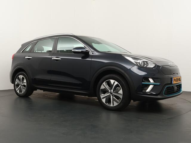 KIA e-Niro DynamicLine 64 kWh - SOH 94,2% - Adaptief Control - Climate Control - Navigatie - Apple/Android Carplay - Fabrieksgarantie Tot 2029