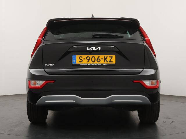 KIA e-Niro EV DynamicLine 64.8 kWh - SOH 98% - Climate control - Adaptive cruise control - Navigatie - Apple Carplay/Android Auto - Fabrieksgarantie t/m 02-2030