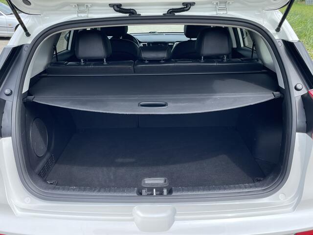 KIA e-Niro ExecutiveLine 64 kWh | Leder | Navigatie | Stoelverwarming | Info Bas: 0492-588982