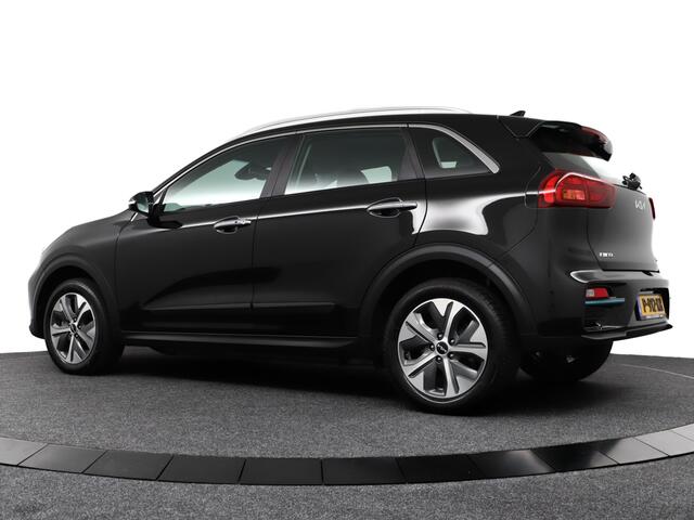 KIA e-Niro DynamicLine 64 kWh - SOH 97,2% - Apple CarPlay/Android Auto - Achteruitrijcamera - Adaptieve Cruise Control - Navigatie - Climate Control - Fabrieksgarantie tot 04-2029