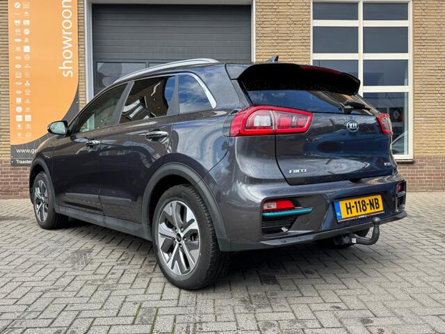KIA e-Niro EXECUTIVELINE 64 KWh LEER/CARPLAY/TREKHAAK/JBL/FULL-OPTIONS!