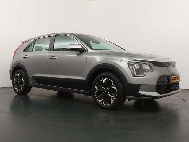 KIA e-Niro EV Light Edition 64.8 kWh - SOH 99,5% - Achteruitrijcamera - Parkeersensoren achter - Navigatie - Apple Carplay / Android Auto - Fabrieksgarantie tot 08-2031