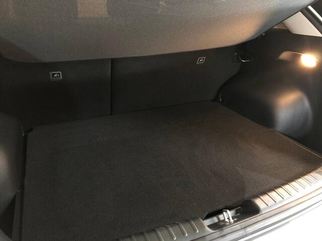 KIA e-Niro EV Edition Advanced 64.8 kWh fabrieksgarantie 4/31 stoelverw | stuurverw | camera | navi