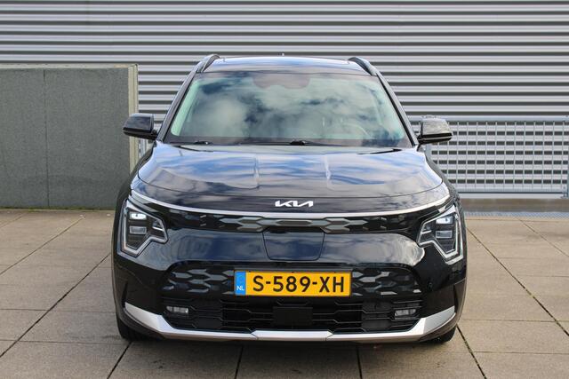KIA e-Niro EV ExecutiveLine 64.8 kWh Camera / Navigatie / Leder interieur / schuifdak