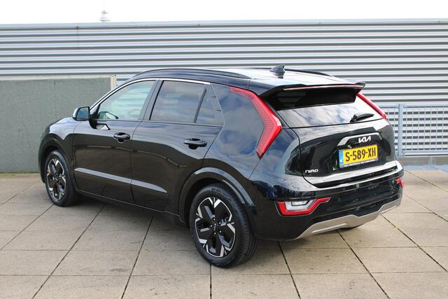KIA e-Niro EV ExecutiveLine 64.8 kWh Camera / Navigatie / Leder interieur / schuifdak