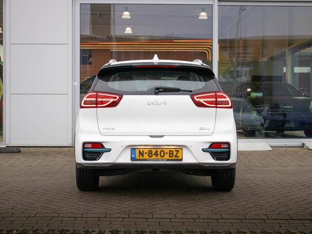 KIA e-Niro DynamicLine 64 kWh | Keyless | Camera | Navigatie | Carplay | DAB+ |