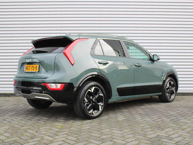 KIA e-Niro EV Light Advanced 64.8 kWh | Stuur-/stoelverwarming | Camera | Cruise adapt. | 17" LM | Clima | Navi | 17% bijtelling |