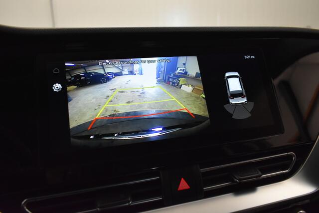 KIA e-Niro DynamicLine 64 kWh SOH 100% Cam Navi 3-Fase Lader Stoel + Stuur Ver