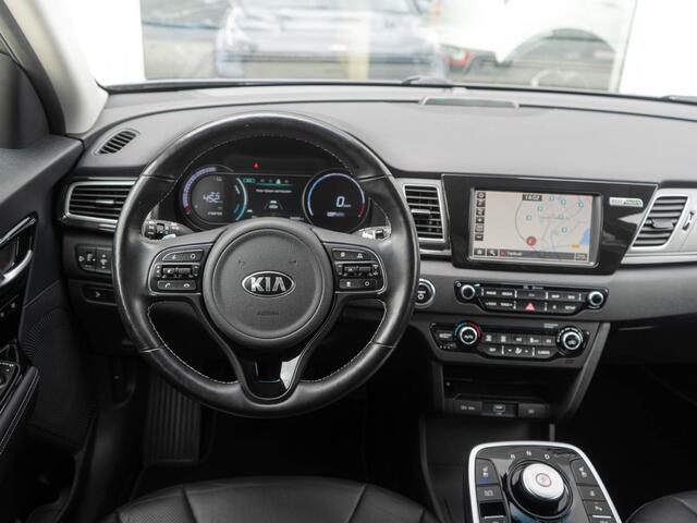 KIA e-Niro ExecutiveLine 64 kWh Dealeronderhouden | Stoel en stuur verwarming | Navigatie | Apple/Android auto |