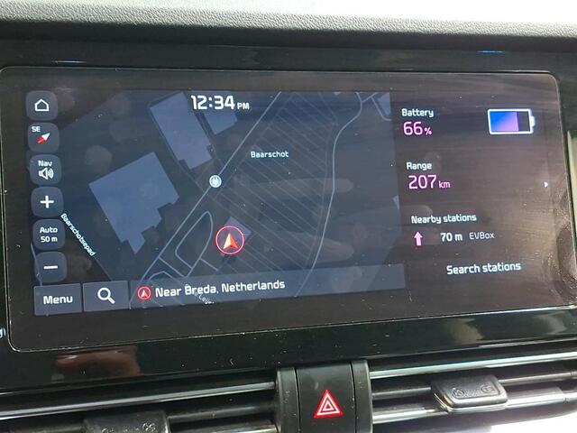 KIA e-Niro Aut. DynamicPlusLine 64kWh 3-Phase | Panorama | Navi | Camera |