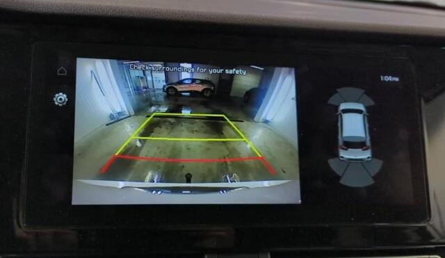 KIA e-Niro ExecutiveLine 64 kWh / Trekhaak / Leder / Xenon / Navigatie / Pdc+Camera /