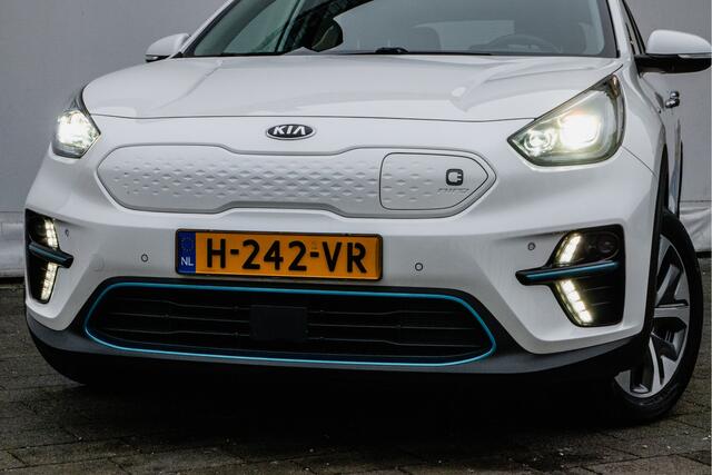KIA e-Niro ExecutiveLine 64 kWh Stoel-stuurverwarming/ Leer/ Camera/ Navigatie/ Jbl/ Carplay/ Full led/ Adapt. cruise
