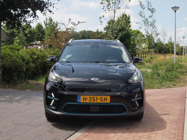 KIA e-Niro ExecutiveLine 64 kWh | Camera | Apple Carplay | Cruise Control | JBL | Leer |