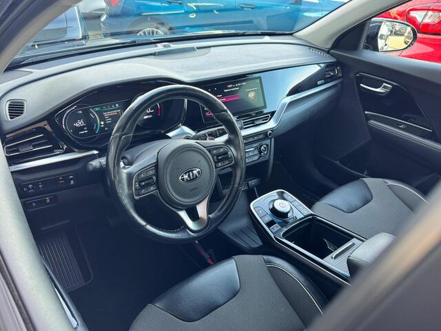 KIA e-Niro DynamicLine 64 kWh NL AUTO | CAMERA | CARPLAY | SOH 100% |