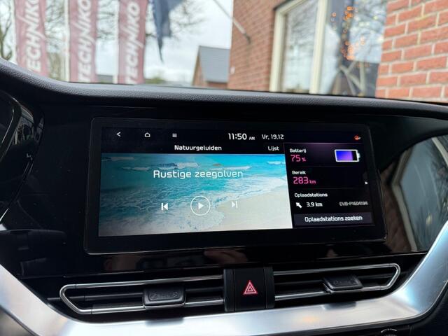 KIA e-Niro DynamicLine 64 kWh CAMERA / STOEL&STUUR VERW. / ADDAPT.CRUISE /