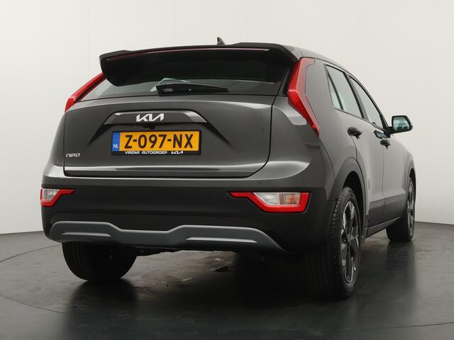 KIA e-Niro EV Light Edition 64.8 kWh - SOH 99% - Navigatie - Keyless - Adaptive Cruise Control - Achteruitrijcamera - Fabrieksgarantie tot 05-2032