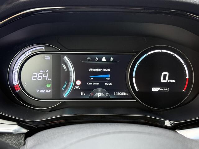 KIA e-Niro BWJ 2020 DynamicLine 204 PK 64 kWh FULL LED | ADAPTIVE CRUISE | HALF LEDER | DAB | STOELVERW. | STUURVERW. | CAMERA | CARPLAY + ANDROID | LMV | PDC
