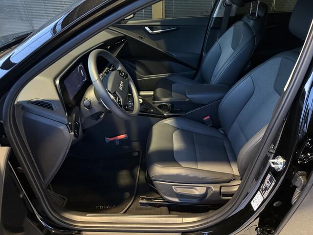 KIA e-Niro EV Light Advanced 64,8kWh 204PK - ZEER COMPLEET!! LAGE KM!!!