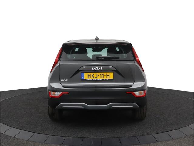 KIA e-Niro EV Light 64.8 kWh - Navigatie - Cruise Control - Achteruitrijcamera - Bluetooth - Apple CarPlay/Android Auto - Fabrieksgarantie tot 04-2032