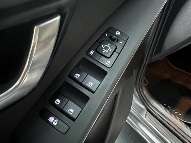 KIA e-Niro EV Edition Advanced 64.8 kWh NL auto, 1e eigenaar, Dealeronderhouden, zeer luxe