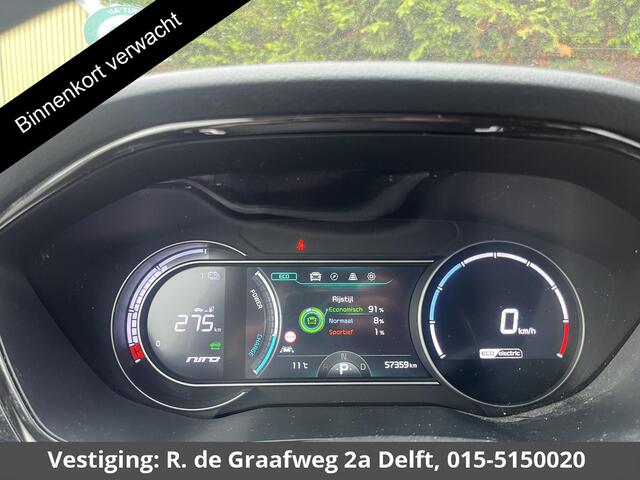 KIA e-Niro Dynamic Line 64 kWh | 450 km actieradius | Stuur-/& Stoelverwarming | Parkeersensoren |