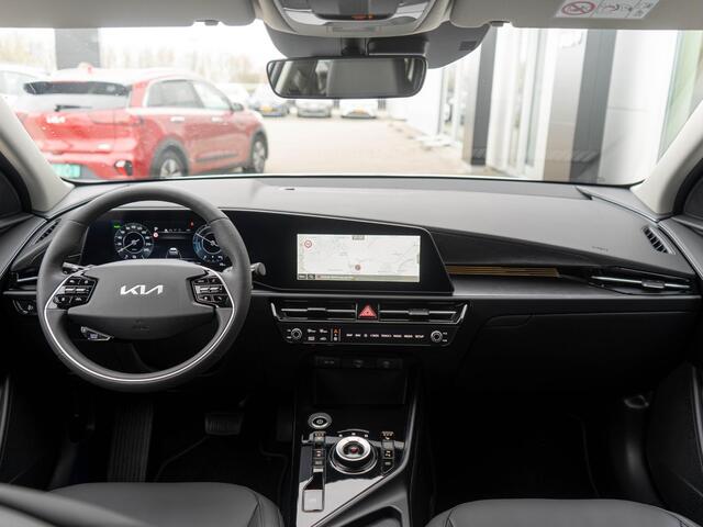KIA e-Niro EV Light Advanced 64.8 kWh | Uit voorraad leverbaar | Navigatie | Carplay | Adapt. Cruise | Climate | Keyless | Camera