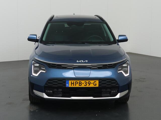 KIA e-Niro EV Plus 64.8 kWh | Schuif / Kanteldak | Stoel/Stuurwielverwarming | Elektr. Achterklep | Led Koplampen | Sfeerverlichting |