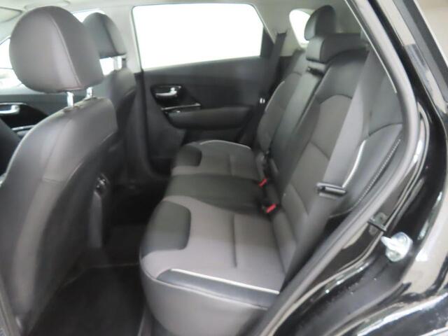 KIA e-Niro DYNAMICPLUSLINE 64 KWH I TREKHAAK I 100% SOH I 3-FASE I APPLE CARPLAY I P-CAMERA I ADAPTIVE CRUISE CONTROL