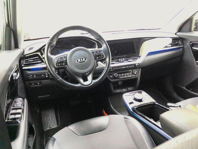 KIA e-Niro DynamicLine 64 kWh 3-Fase | Leder/Stof | Andriod Auto | Apple carplay