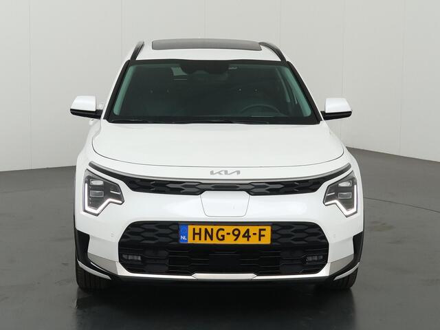 KIA e-Niro EV Plus 64.8 kWh | Schuif / Kanteldak | Stoel/Stuurwielverwarming | Elektr. Achterklep | Led Koplampen | Sfeerverlichting |