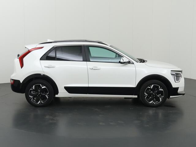 KIA e-Niro EV Plus 64.8 kWh | Schuif / Kanteldak | Stoel/Stuurwielverwarming | Elektr. Achterklep | Led Koplampen | Sfeerverlichting |