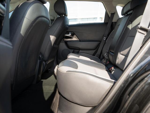 KIA e-Niro DynamicLine 64 kWh | Nederlandse dealer onderhouden auto | Navigatie | Clima |