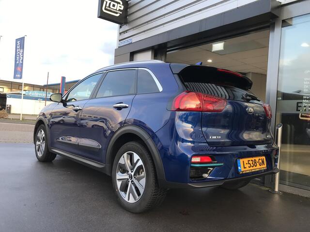KIA e-Niro DynamicPlusLine 64 kWh 204pk 7 JAAR GARANTIE