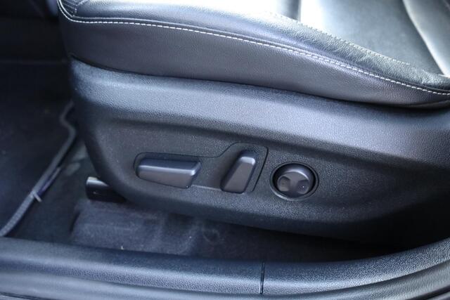 KIA e-Niro DynamicPlusLine 64 kWh LEER STOEL/STUURVERW. STOELVENTILATIE CAMERA PANO CARPLAY ACC JBL-SOUND MERMORY LANE-ASSIST 2XPDC 17''LMV NAP ENZ. ENZ.